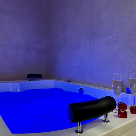 Romance & Evasion - Centre - - Balneo * Quimper
