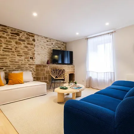 Romance & Evasion - Centre - - Balneo Apartment Quimper