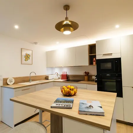 Romance & Evasion - Centre - - Balneo Apartment